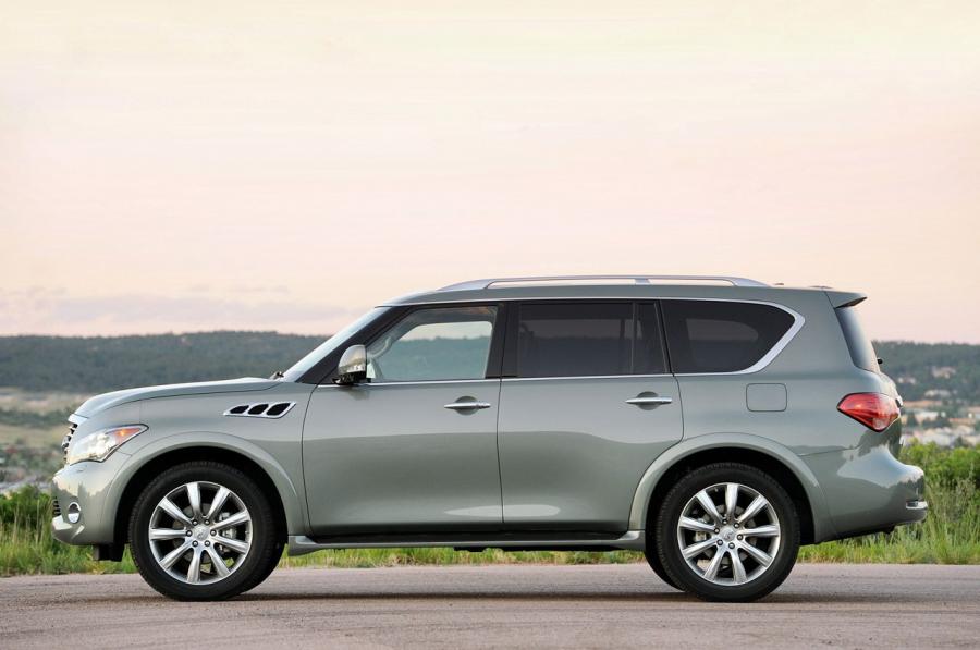  Infiniti QX56 2012 года  (фото 30 из 64)